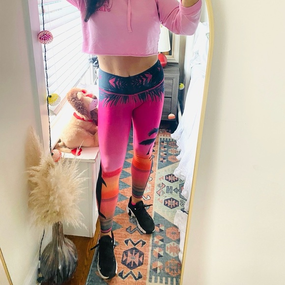 TEEKI Mid Rise Yoga Athleisure Tropical Leggings Large Sunset Beach Boho - Picture 8 of 9